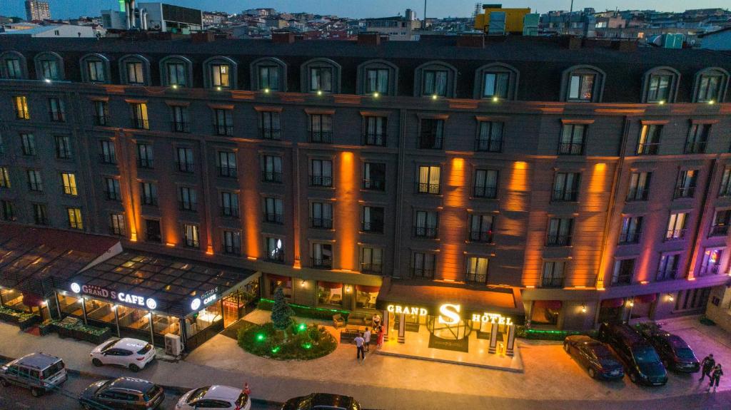 امکانات Grand S Hotel - تصویر ۴