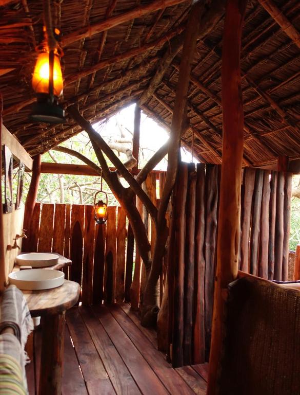 Posezení v ubytování Chole Mjini Treehouses Lodge