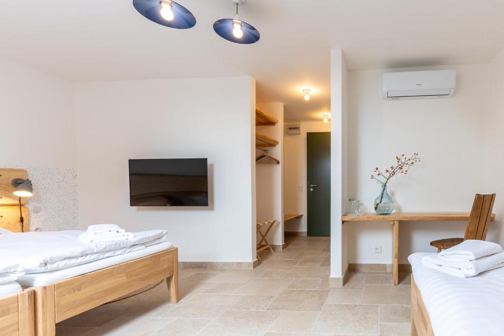 Postel nebo postele na pokoji v ubytování Hotel Lechowitz
