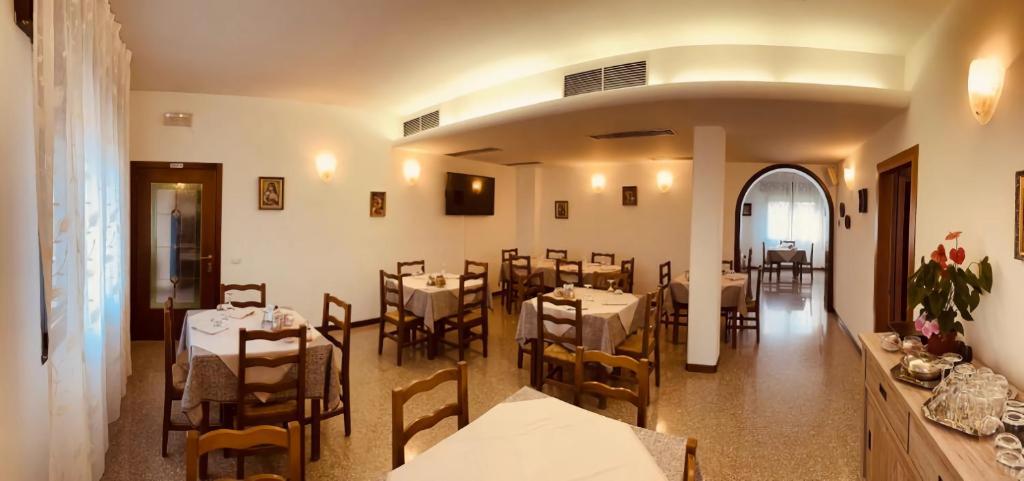 Restaurace v ubytování Hotel Banatium B&B Cucina