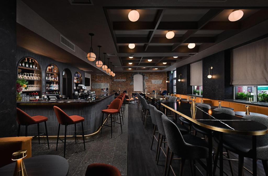 Lounge nebo bar v ubytování Leonardo Hotel Galway