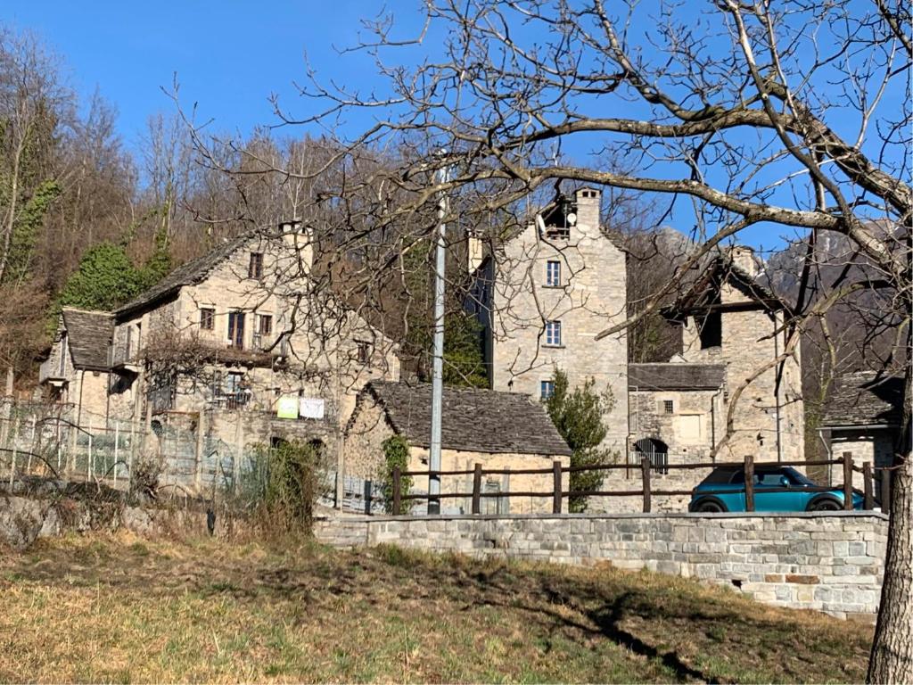 Altus - Borgo Amore -Cottagecore - Housity