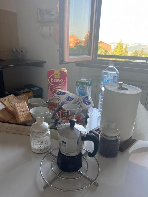 Príslušenstvo na prípravu kávy alebo čaju v ubytovaní B&B Nausica