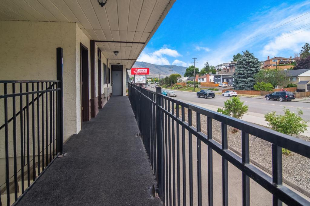 Canadas Best Value Inn & Suites Kamloops - Resim 17