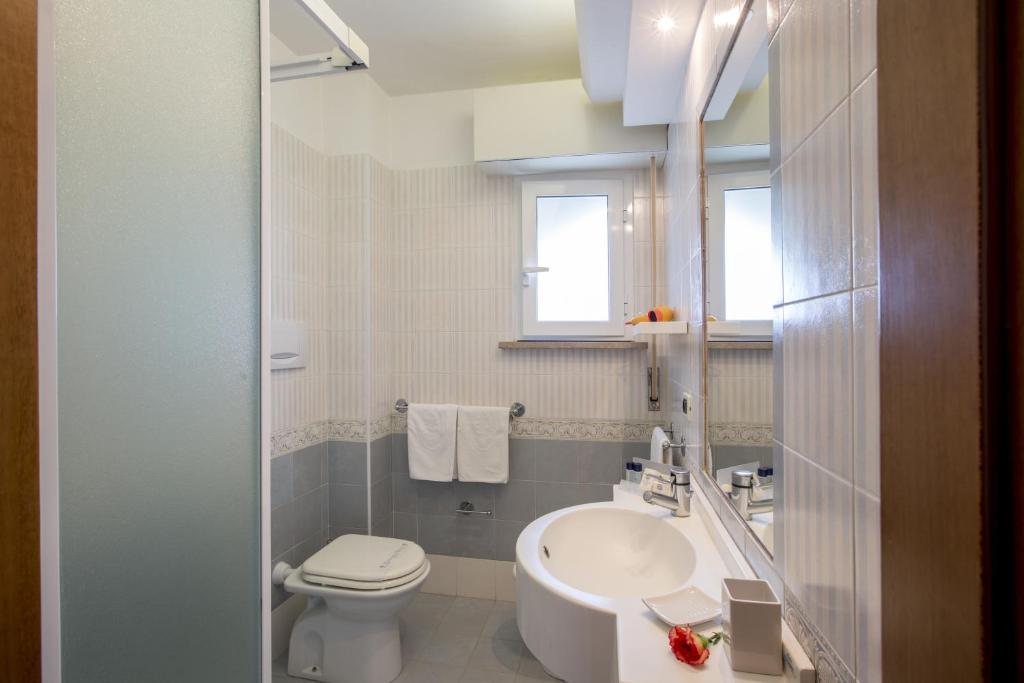 Hotel Sporting - Quarto Duplo Ou Twin Superior Com Vista Mar