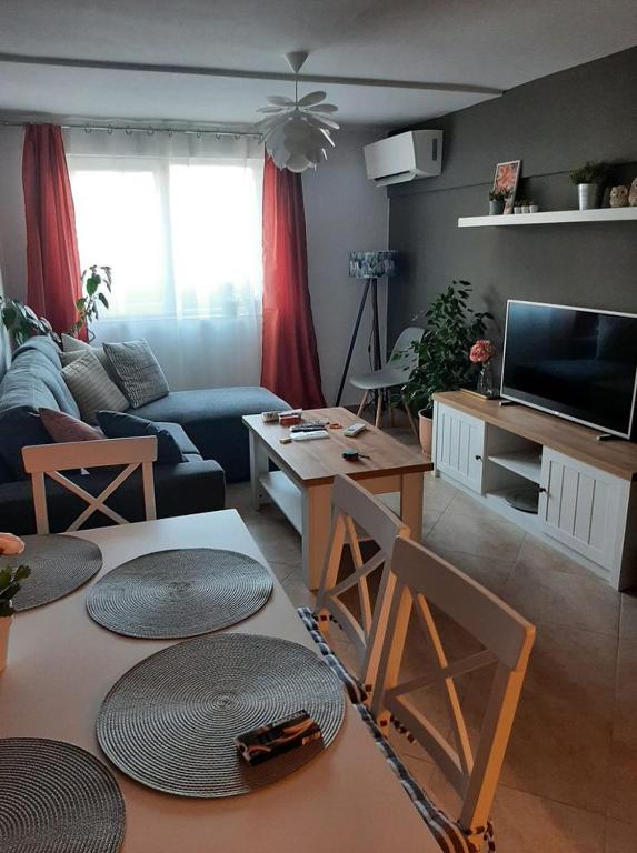 Albena Apartment