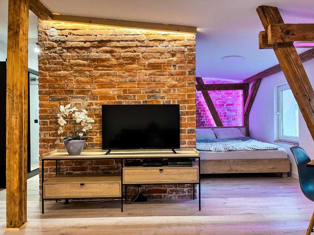 Brick and Wood Apartment, Bydgoszcz (updated prices 2024)