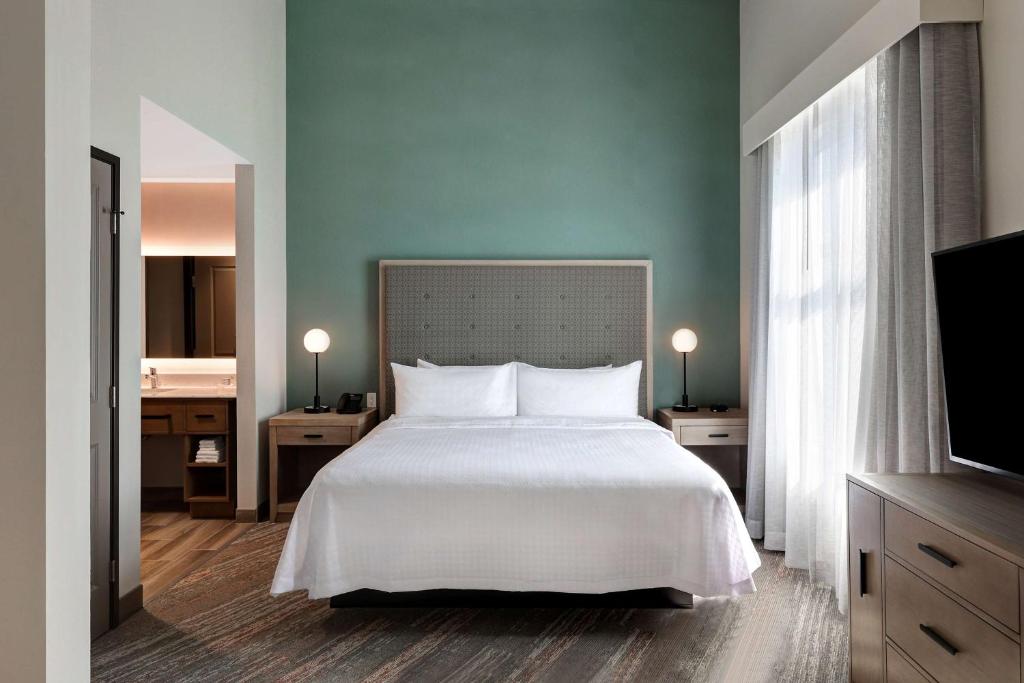 Homewood Suites By Hilton Santa Clarita/Valencia, Ca - Suite Estudio Con Cama King
