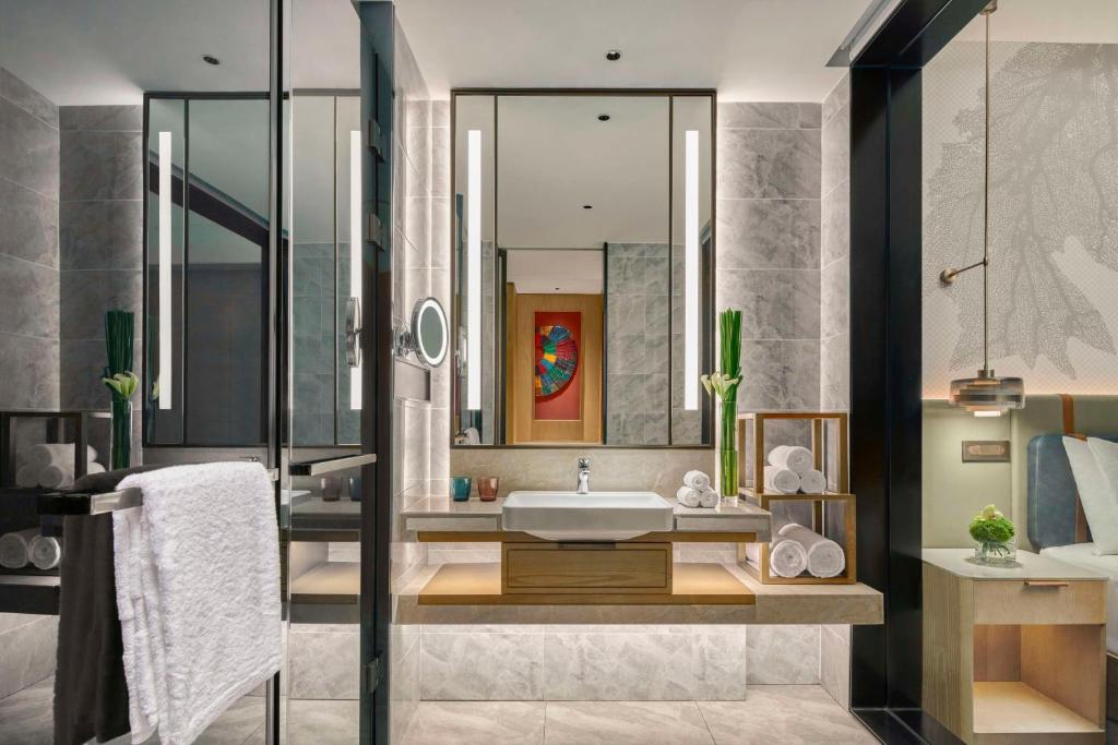Koupelna v ubytování DoubleTree by Hilton Guangzhou Zengcheng