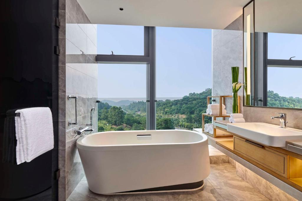 Koupelna v ubytování DoubleTree by Hilton Guangzhou Zengcheng