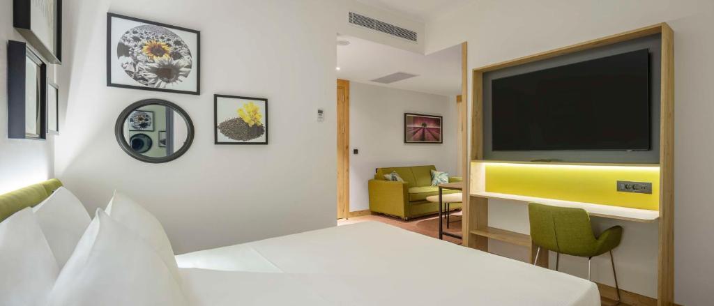 Posezení v ubytování Hampton By Hilton Cerkezkoy