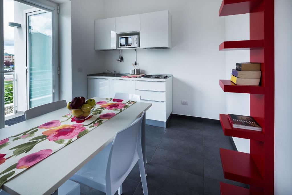 Residence Peloni - Appartement Met Uitzicht Op De Tuin
