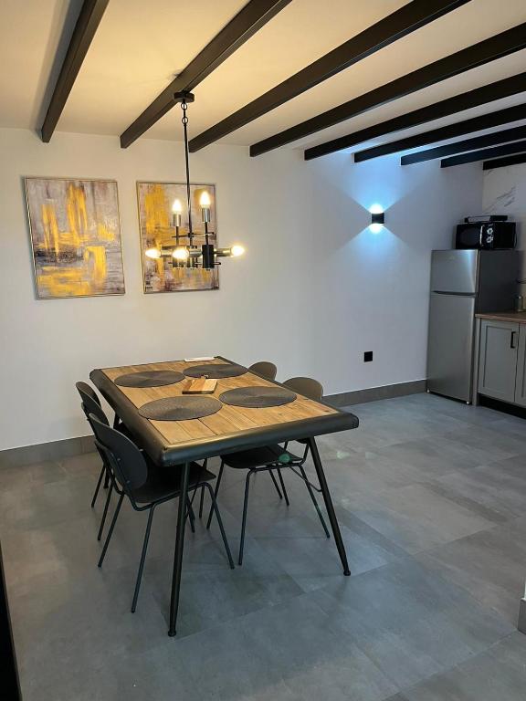 Apartamentos La Chimenea - 12