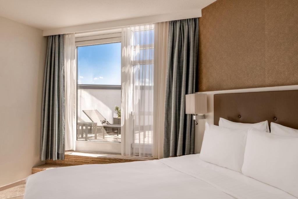 Munich Marriott Hotel - Junior Suite With Terrace