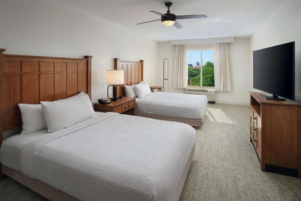 Homewood Suites Atlanta Midtown - 