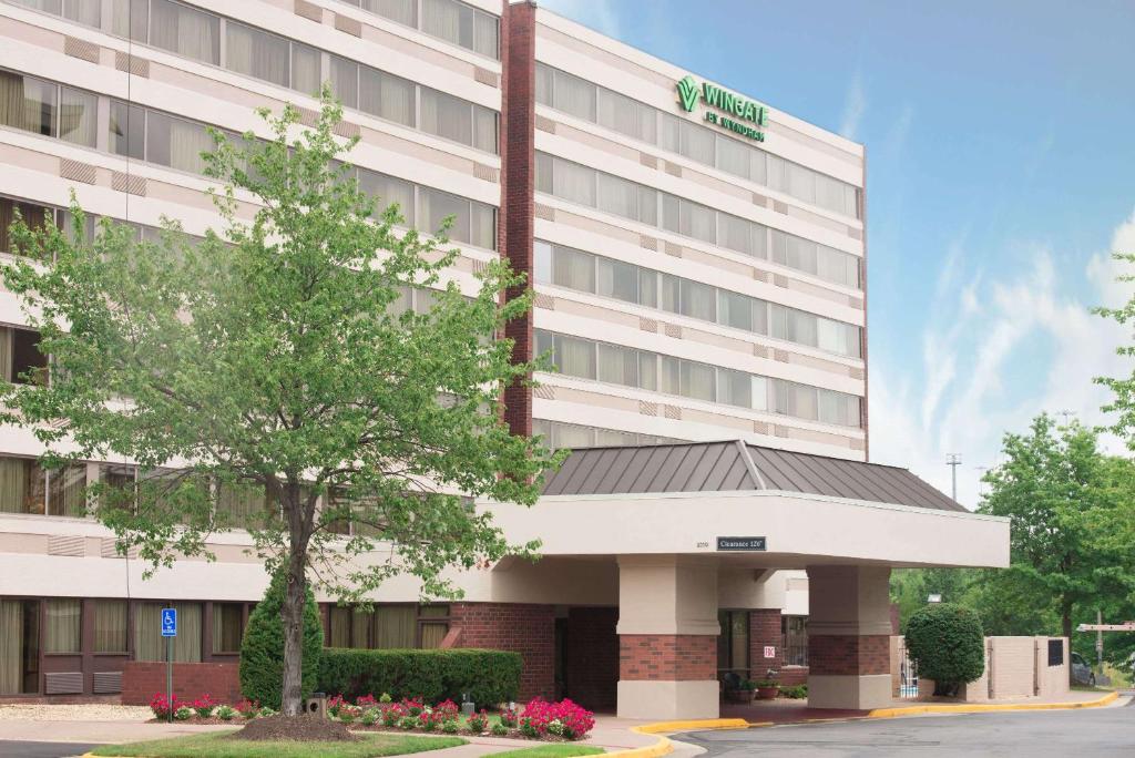 a rendering of the front of a hotel at Wingate by Wyndham Springfield in Springfield