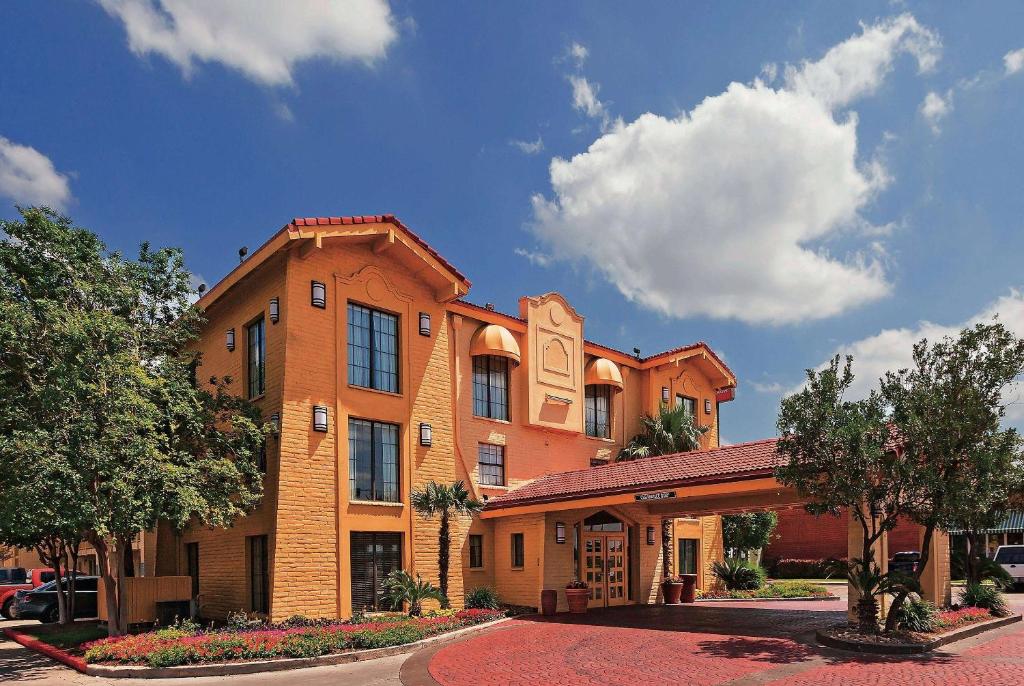 La Quinta Inn San Antonio Sea World Ingram Park