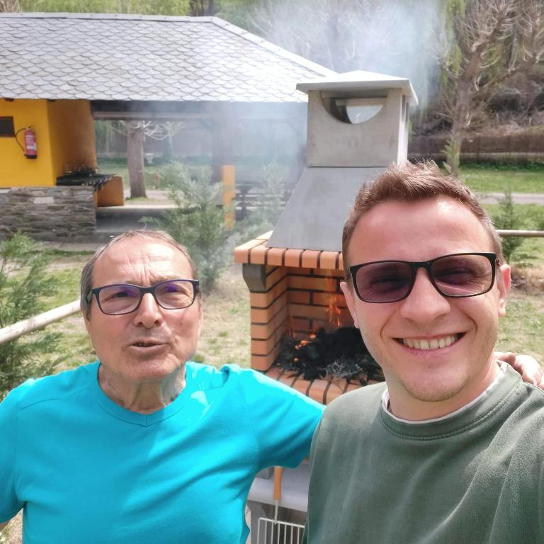 Budova, kde se kemp nachází