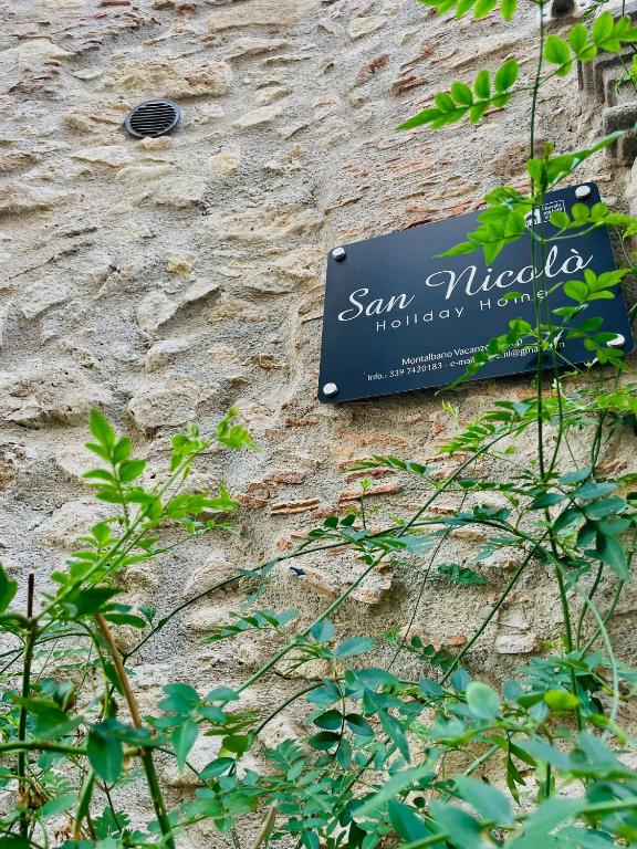 Certyfikat, podpis lub inny dokument wystawiony w obiekcie San Nicolò Holiday Home