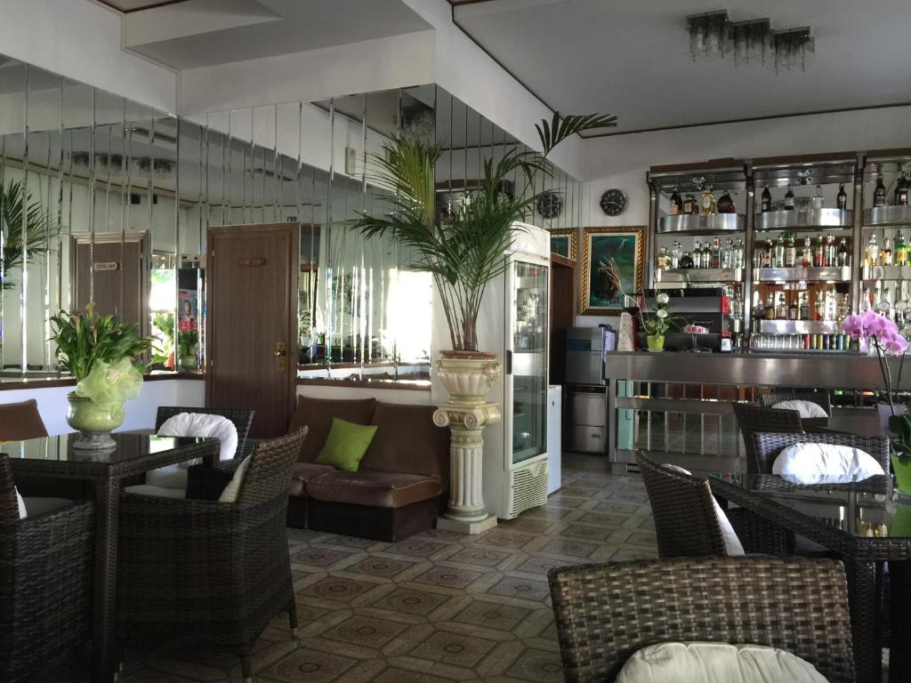 Lounge nebo bar v ubytování Hotel Villa Verde