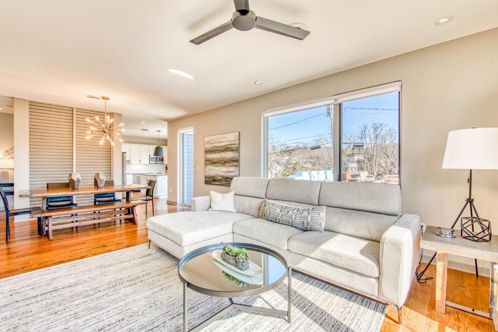 Broadway Loft 210, Asheville (updated prices 2024)