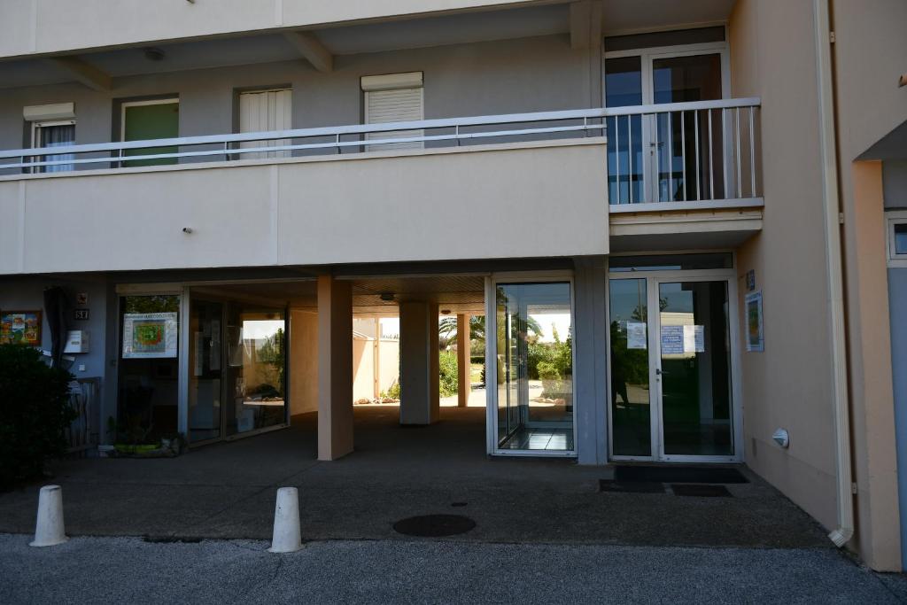 Budova, v ktorej sa apartmán nachádza