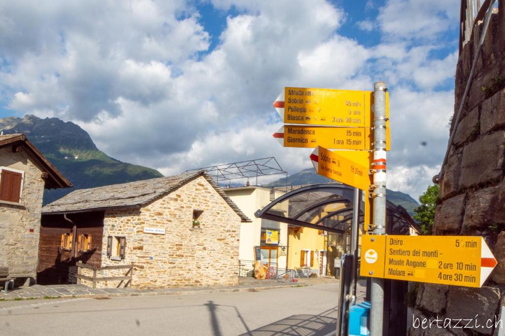 Nespecifikovaný výhled na hory nebo výhled na hory při pohledu z bed and breakfast