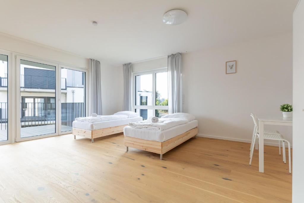T&K Apartments - Bergisch Gladbach - 7 Comfortable Apartments - 20 min to Fair Messe Cologne - Three-Bedroom Apartment