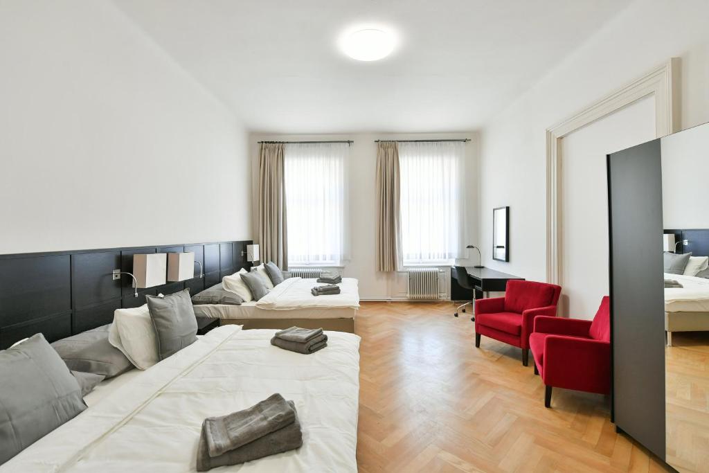 WSP Petrin Garden Apartments - 8