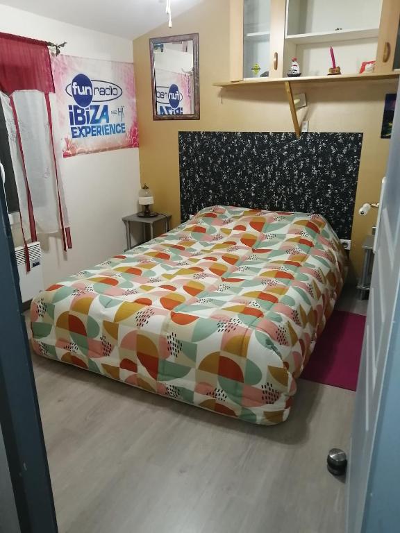 Postel nebo postele na pokoji v ubytování Christophe