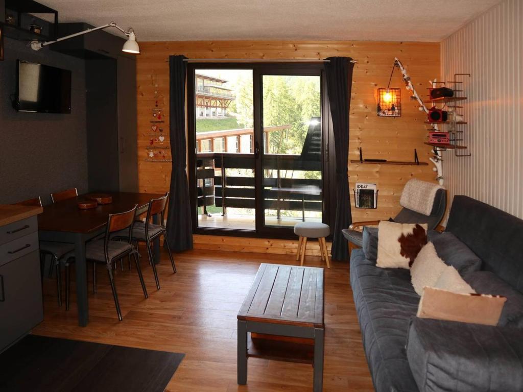 Studio aux Orres 1650, 5 pers., accès direct pistes - FR-1-322-363