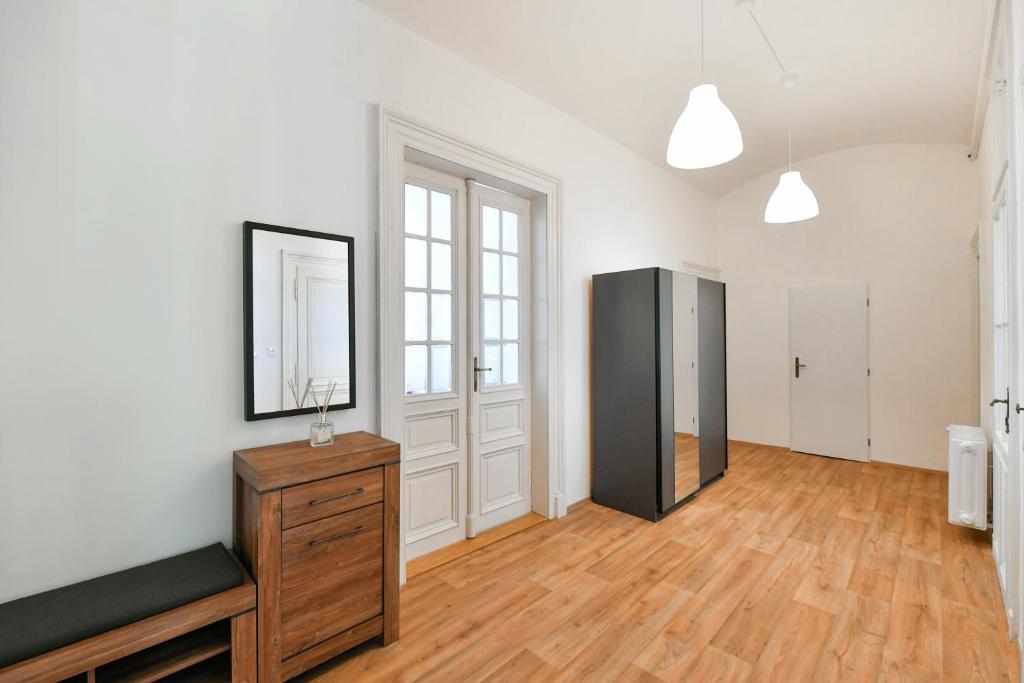 WSP Petrin Garden Apartments - 13