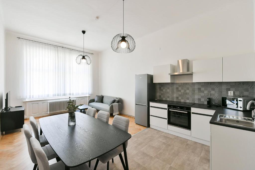 WSP Petrin Garden Apartments - 11