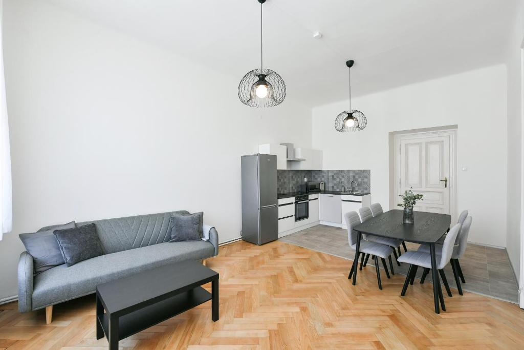 WSP Petrin Garden Apartments - 10