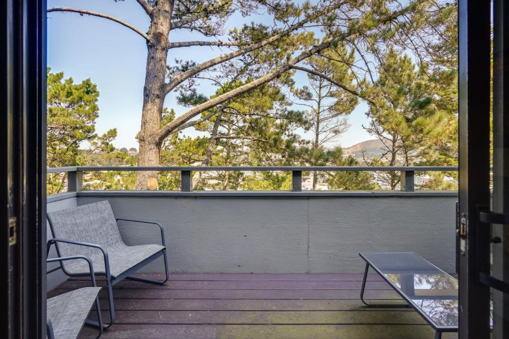 Holiday home Daly City Vacation Rental with Mountain Views!, USA