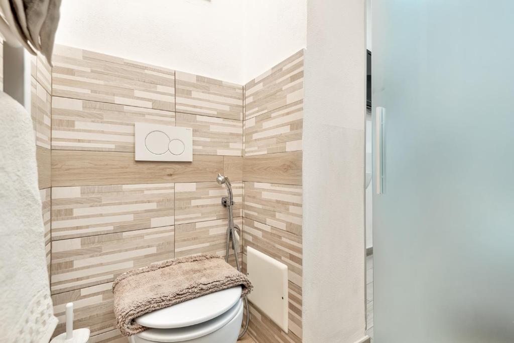 Koupelna v ubytování Alby Express Rooms