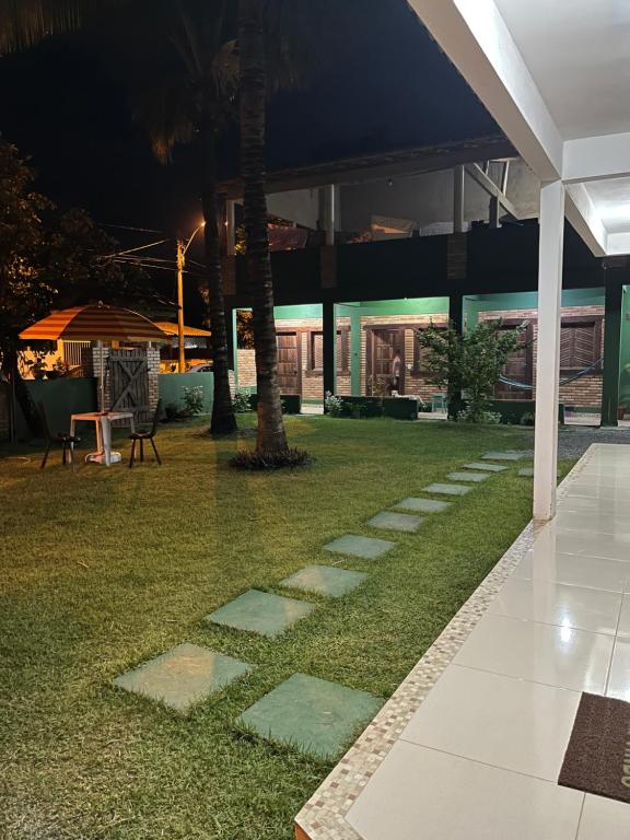 Zahrada ubytování Pousada Luz da Vila Itaúnas
