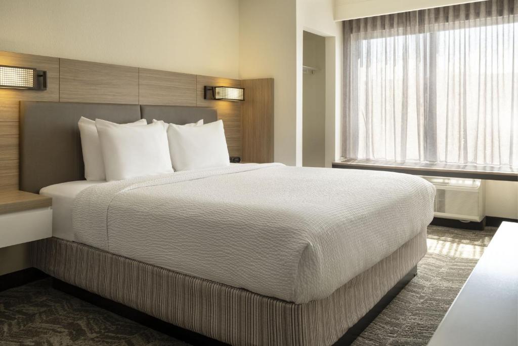 SpringHill Suites Fort Worth University photo