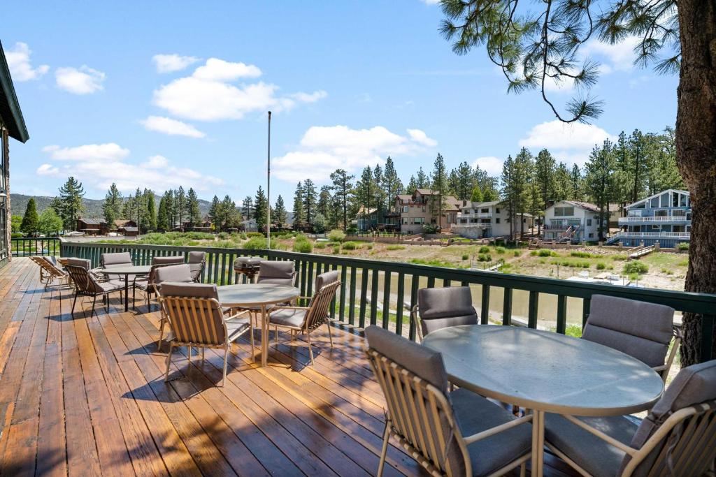 Fotografie z fotogalerie ubytování 106 - Golden Hour - Meredith Lodging v destinaci Big Bear Lake