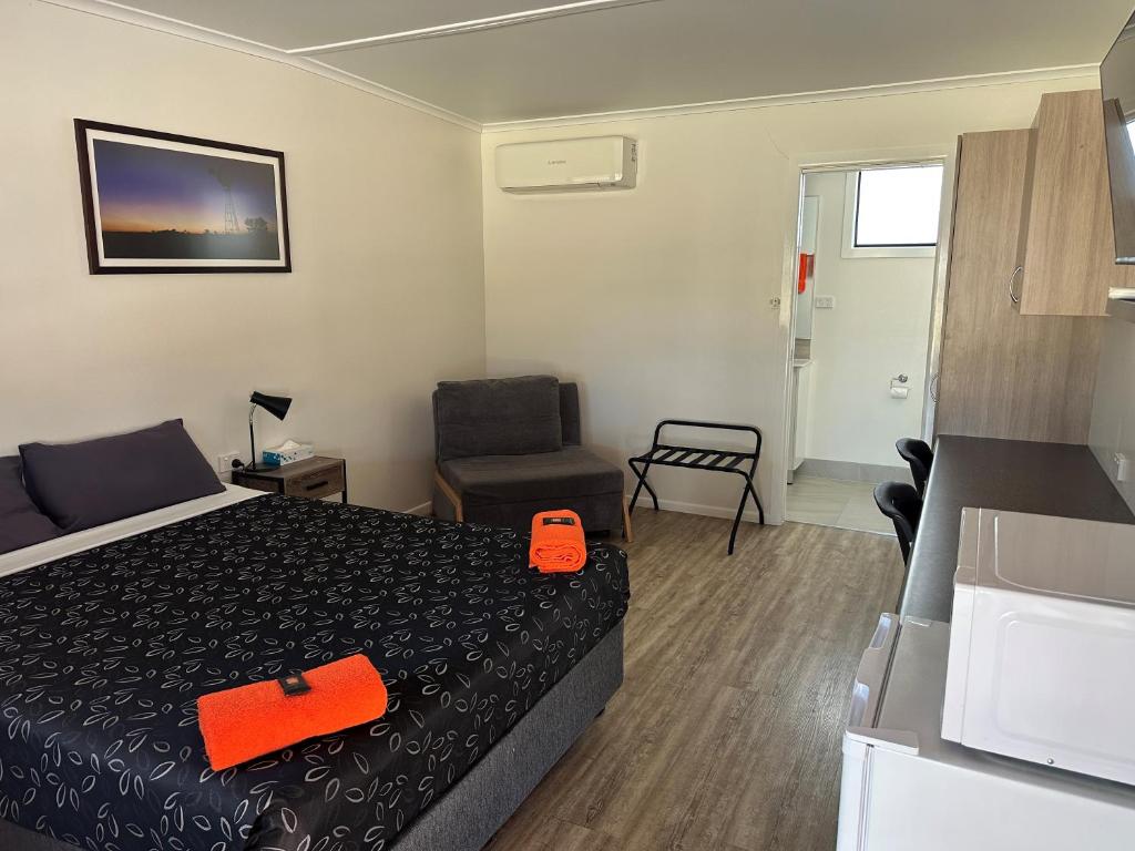 Posezení v ubytování Winton Outback Motel