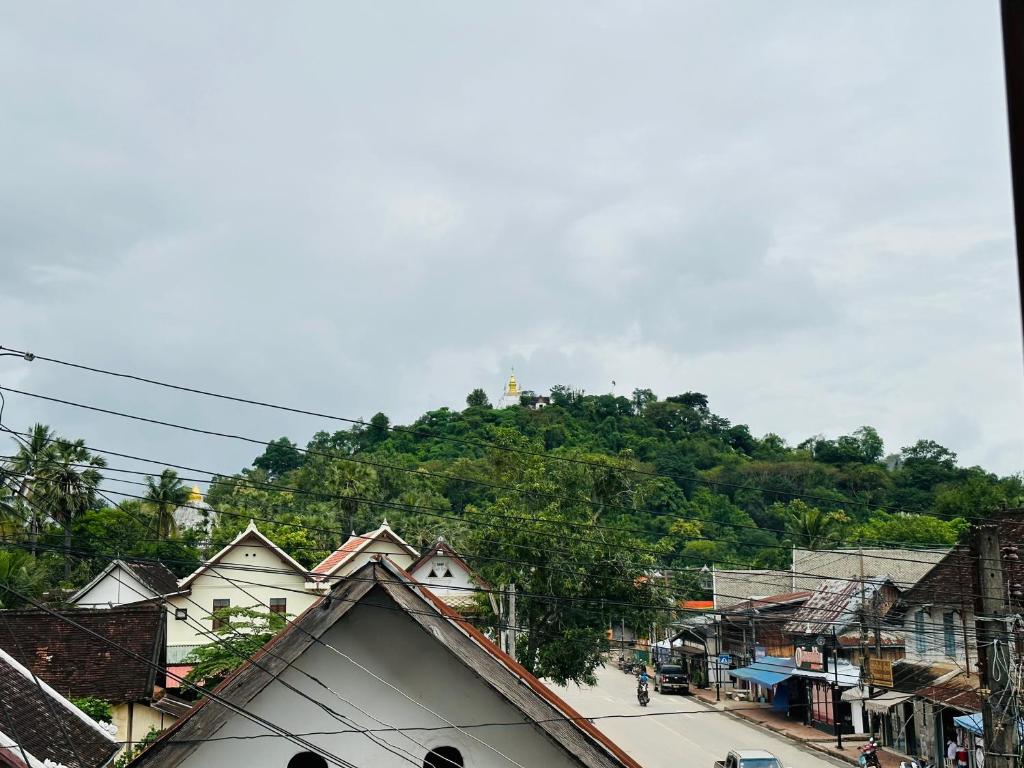 Visoun Luang Prabang Hotel - 豪华双人房间与阳台