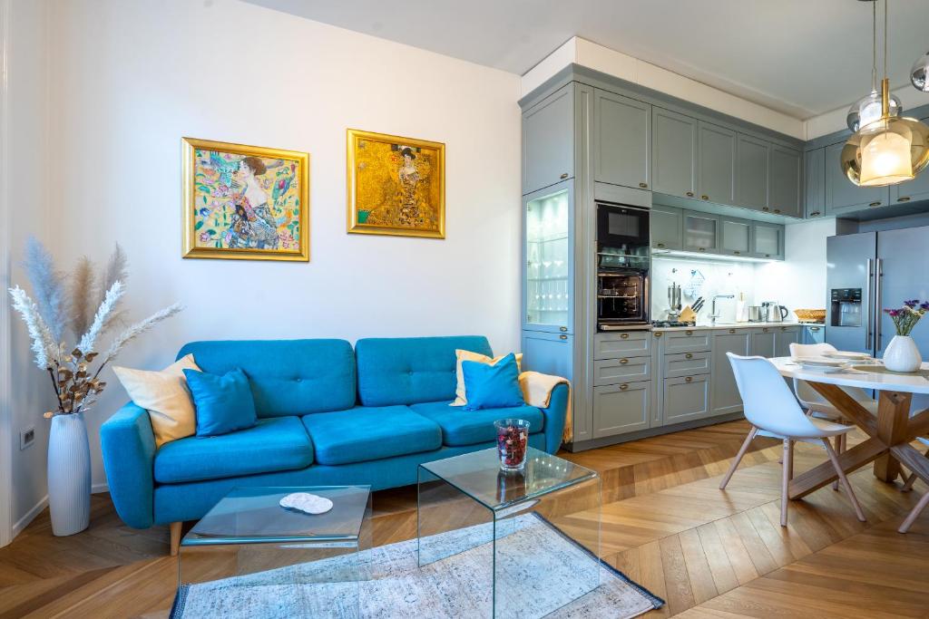 Η κουζίνα ή μικρή κουζίνα στο Downtown Luxury Retreat