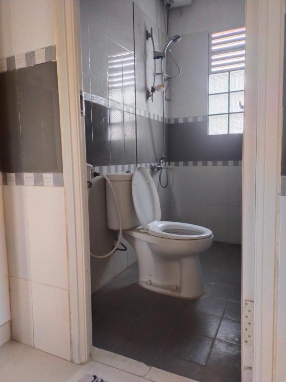 Koupelna v ubytování Wildan Homestay