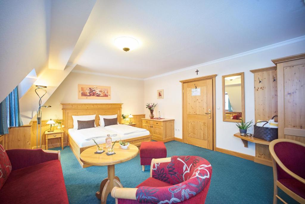 Posezení v ubytování Hotel Klosterhotel Ludwig der Bayer