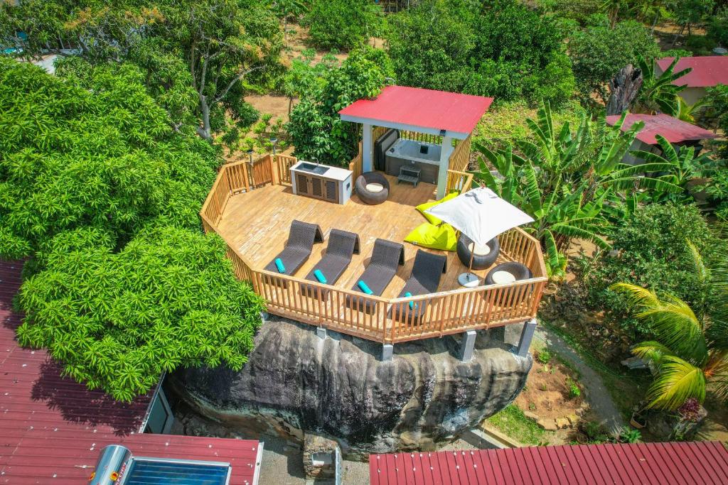 Bazén v ubytování Villa Elodia by Le Duc Hotel & Villas nebo v jeho okolí
