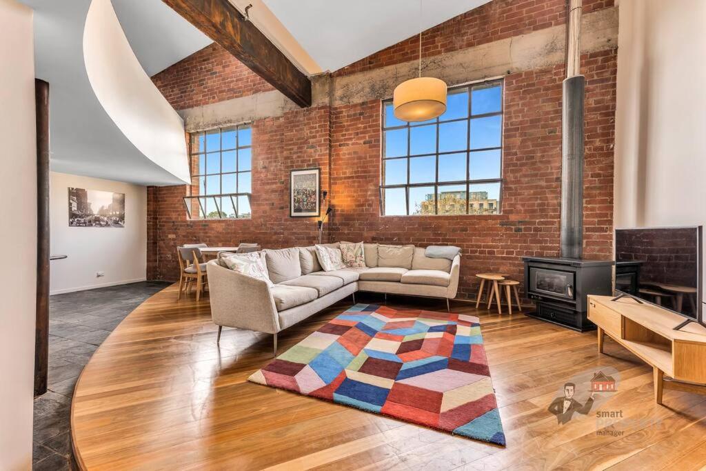 Rooftop warehouse in Fitzroy, Melbourne (updated prices 2024)