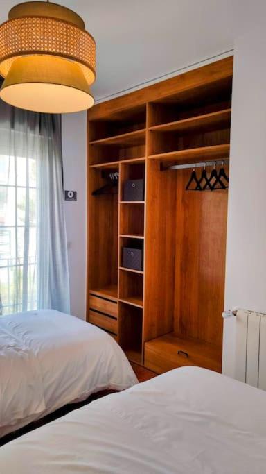 Fotografie z fotogalerie ubytování Rosa de Ciudad. Chalet céntrico con mucha intimidad v destinaci Santander
