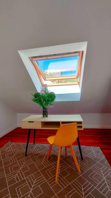 Fotografie z fotogalerie ubytování Rosa de Ciudad. Chalet céntrico con mucha intimidad v destinaci Santander