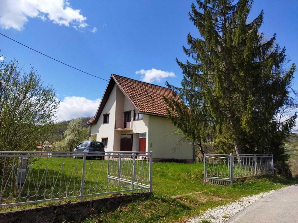 Zgrada u kojoj se nalazi apartman
