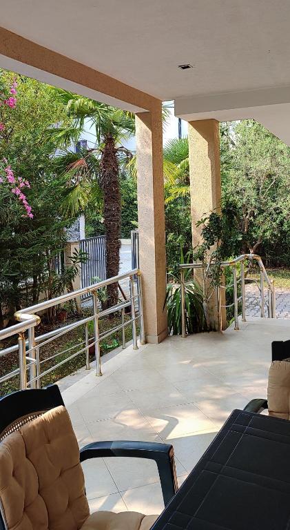 All Seasons Villa - Image 2